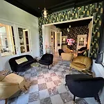 La Blanche Bed & Breakfast