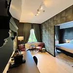 La Blanche Bed & Breakfast