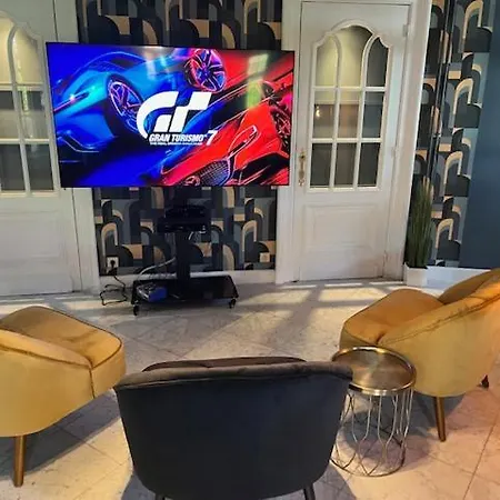 La Blanche Bed and Breakfast